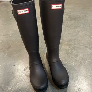 Knee high hunter boots